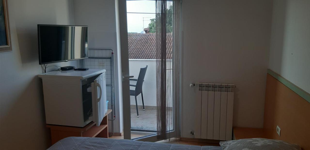 Apartments & Rooms Villa Adamovic Umago Exterior foto