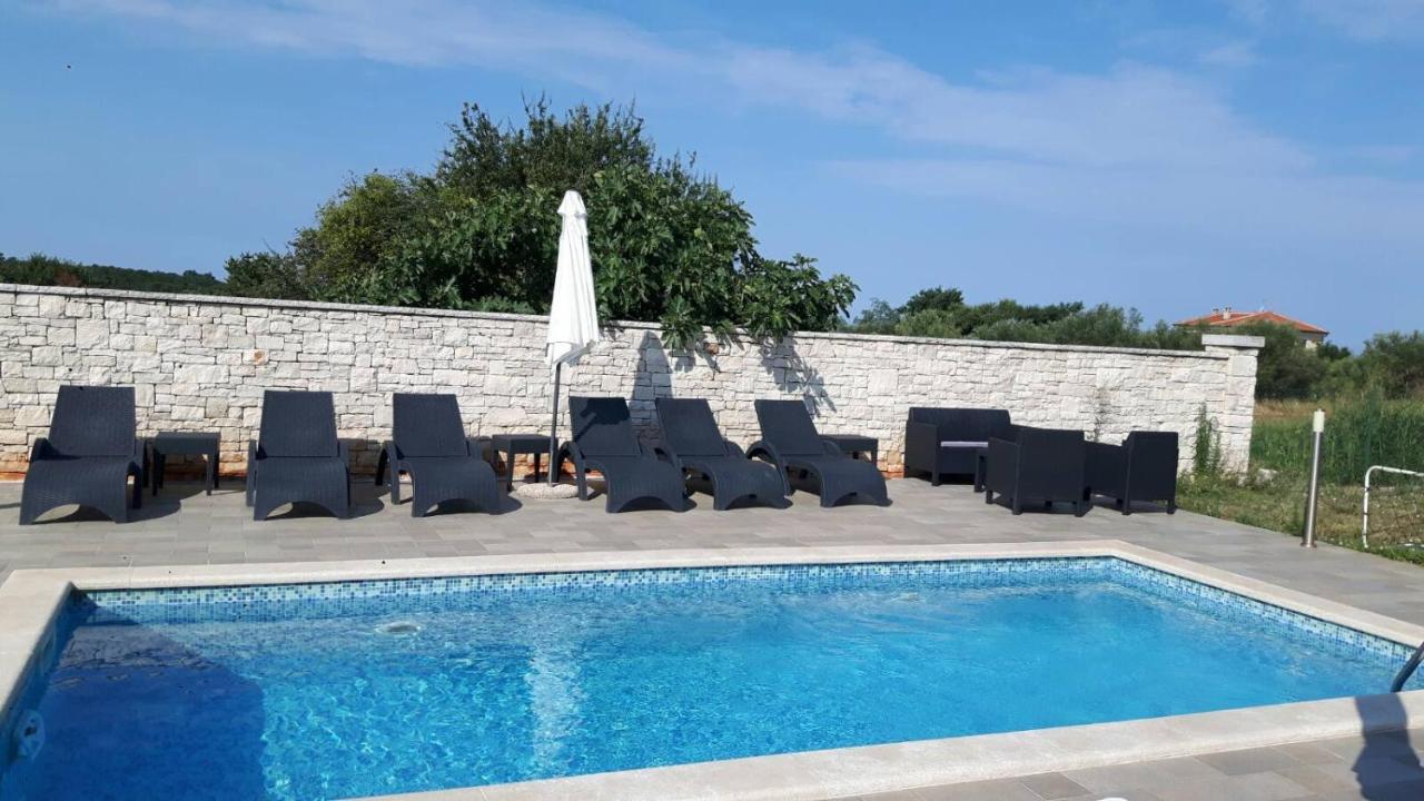 Apartments & Rooms Villa Adamovic Umago Quarto foto