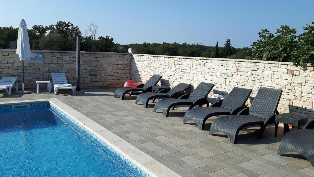 Apartments & Rooms Villa Adamovic Umago Exterior foto